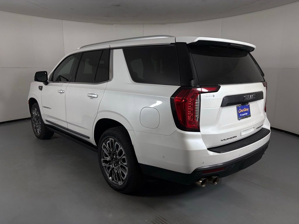 Used 2023 GMC Yukon Denali Ultimate image 7