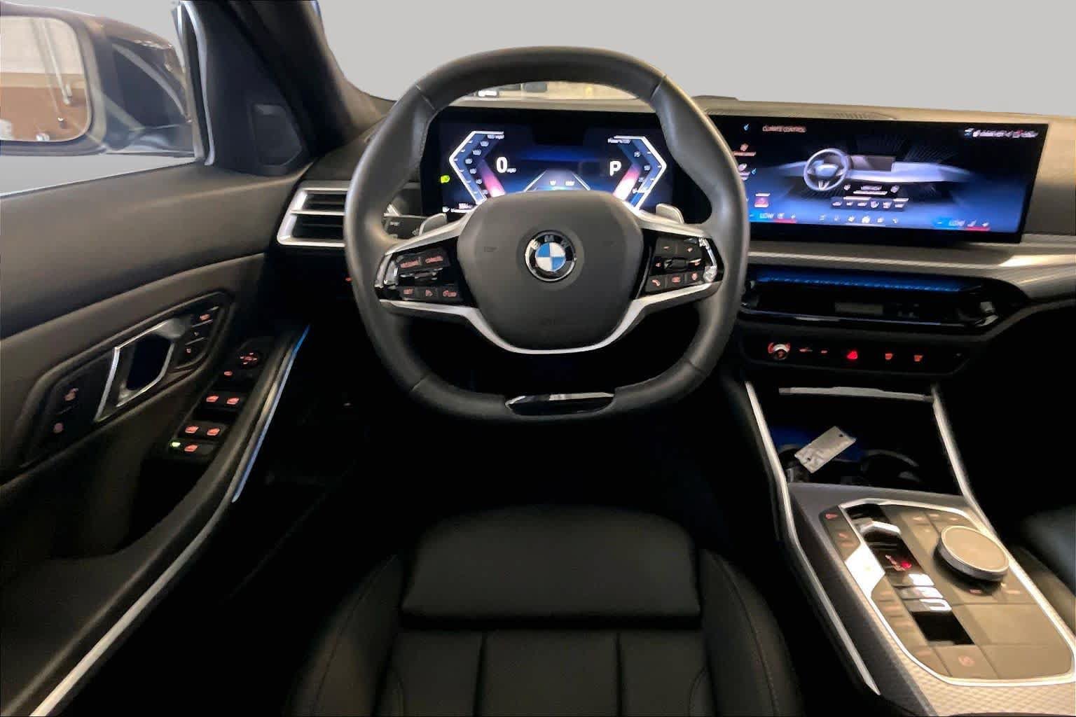 Used 2025 BMW 330i xDrive Sedan AWD/4WD image 5