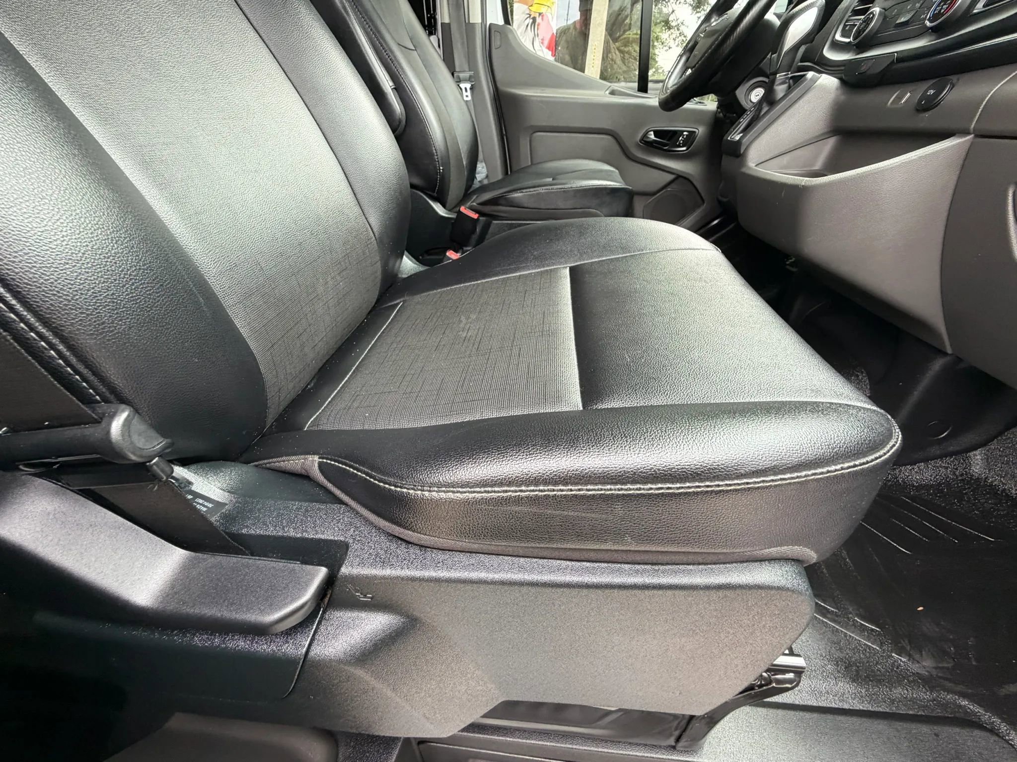 Used 2023 Ford Transit 250 148 High Roof w/ Load Area Protection Package RWD image 16