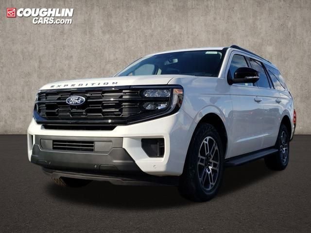 New 2026 Ford Expedition Active image 3