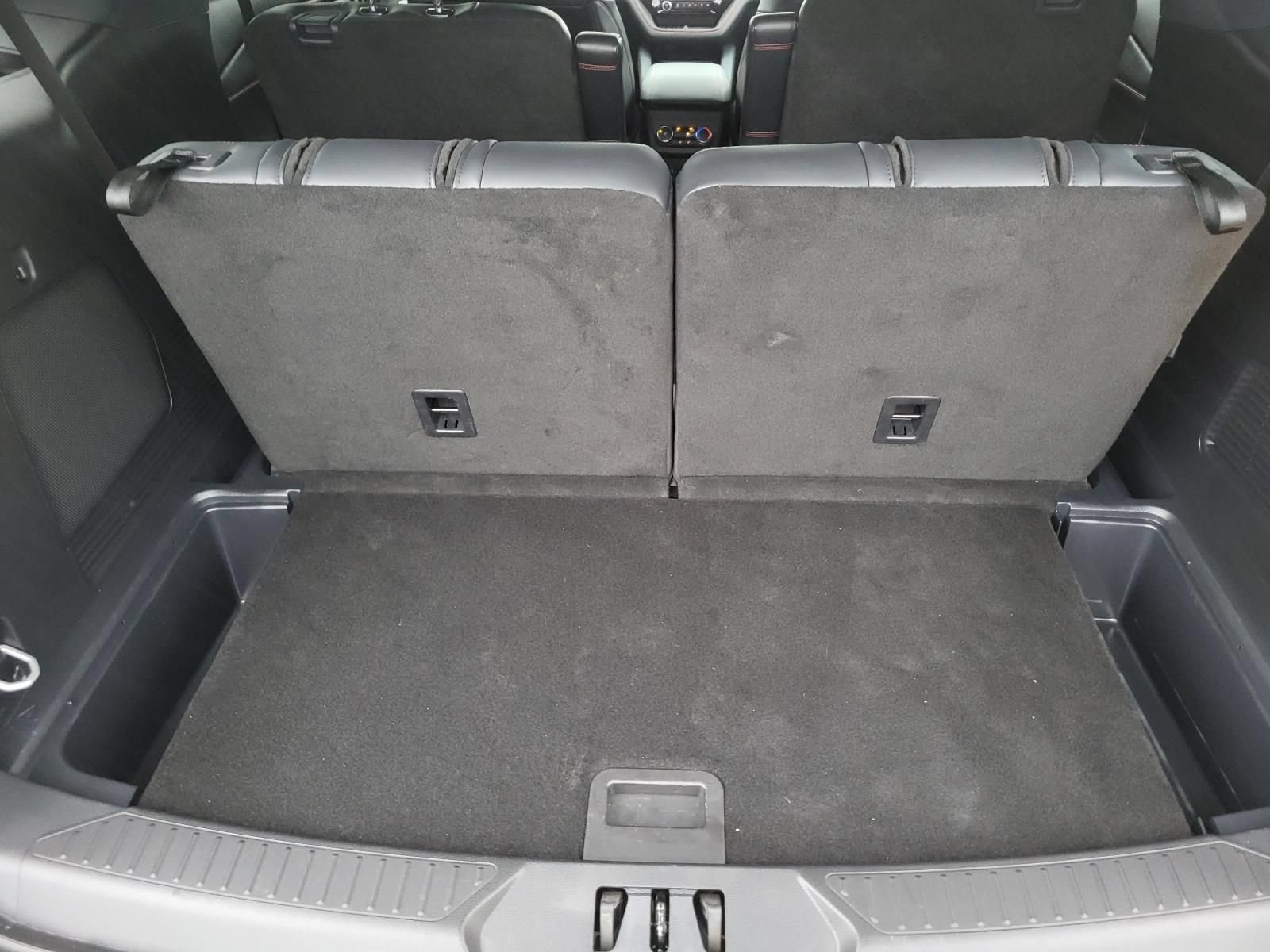 Used 2025 Ford Explorer ST AWD/4WD image 9
