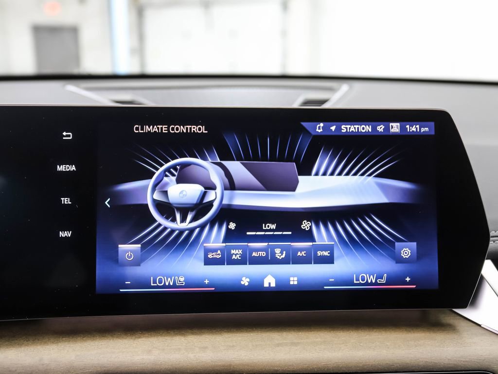 Used 2025 BMW X1 xDrive28i w/ Convenience Package image 19