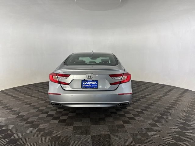 Used 2018 Honda Accord Touring image 9