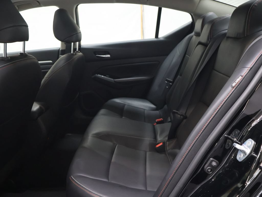Used 2024 Nissan Altima 2.5 SR w/ SR Premium Package AWD/4WD image 14