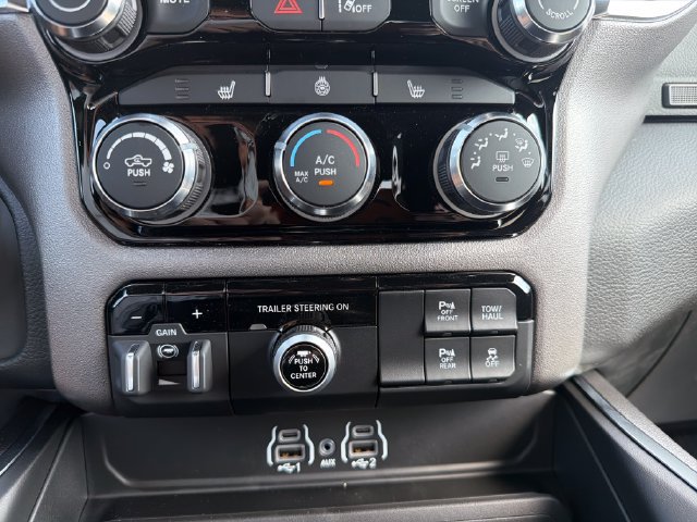 New 2026 RAM 1500 Big Horn w/ Night Edition AWD/4WD image 24