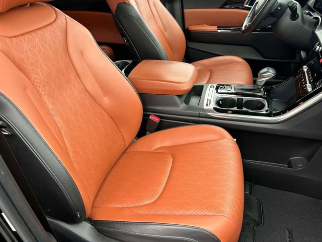 Used 2023 Kia Carnival SX image 23