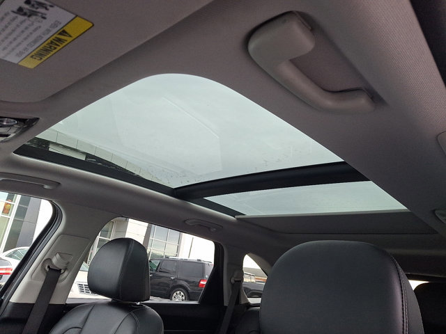 Used 2022 Kia Sorento SX w/ Panoramic Sunroof Package image 14