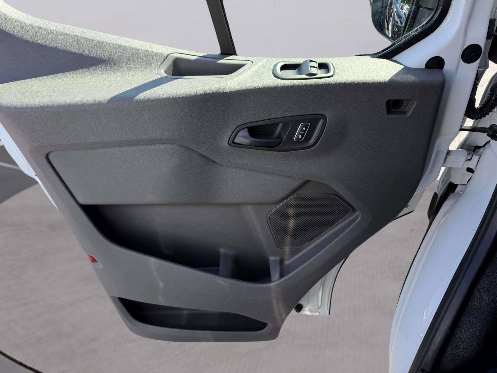 Used 2025 Ford Transit 250 Low Roof w/ Exterior Upgrade Package RWD image 18