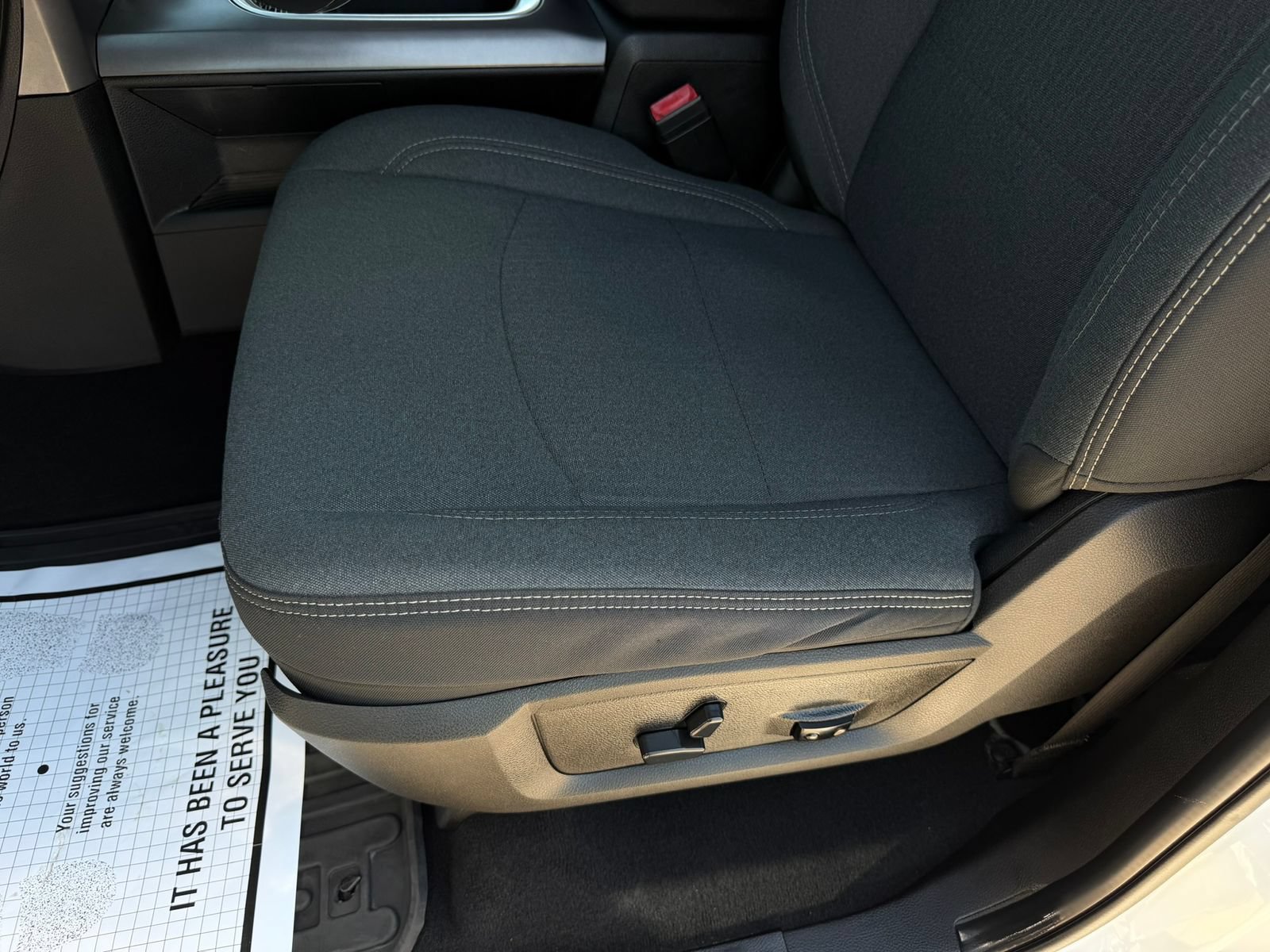 Used 2022 RAM 1500 Warlock AWD/4WD image 12