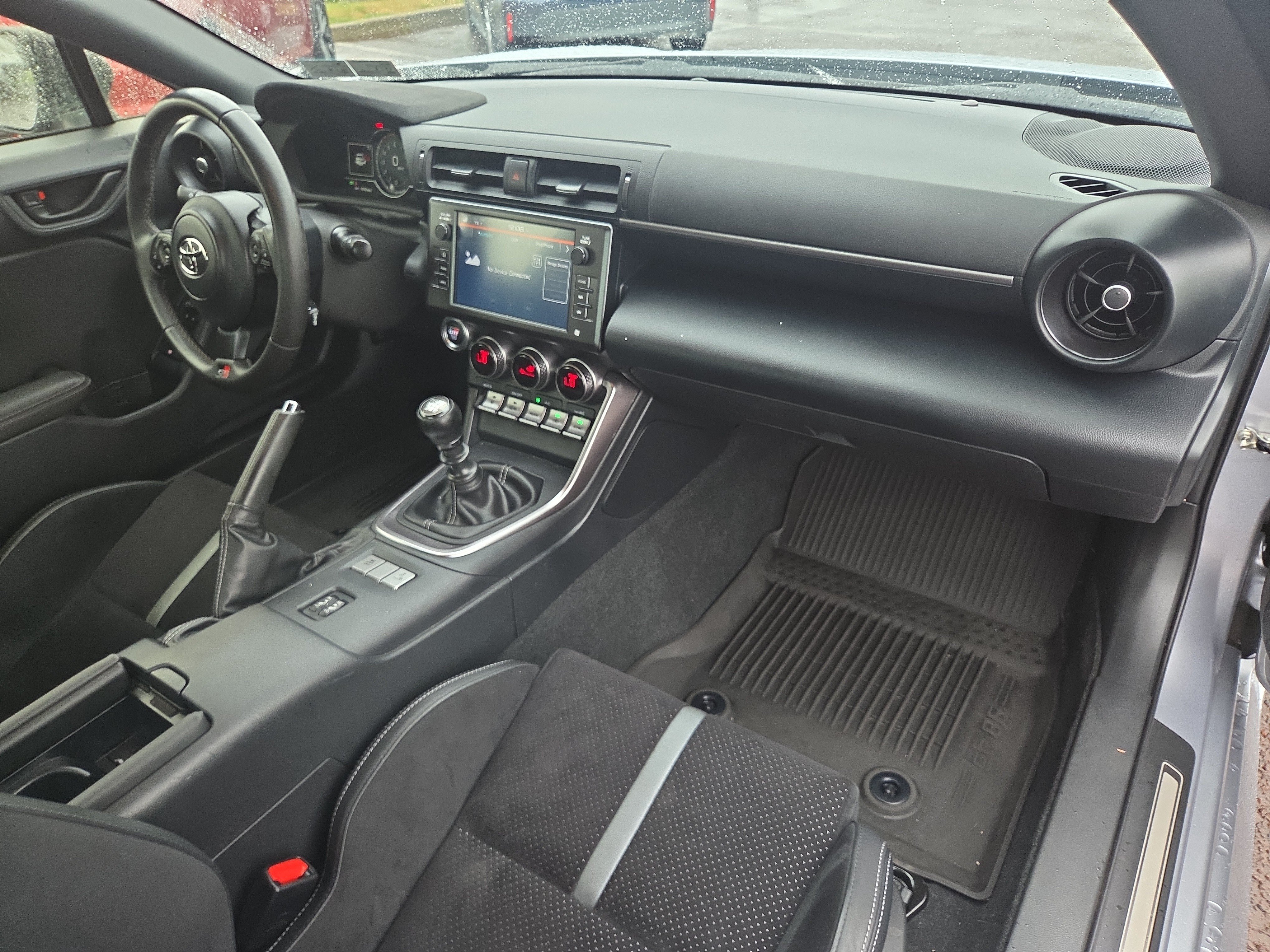 Certified 2024 Toyota GR86 Premium RWD image 18