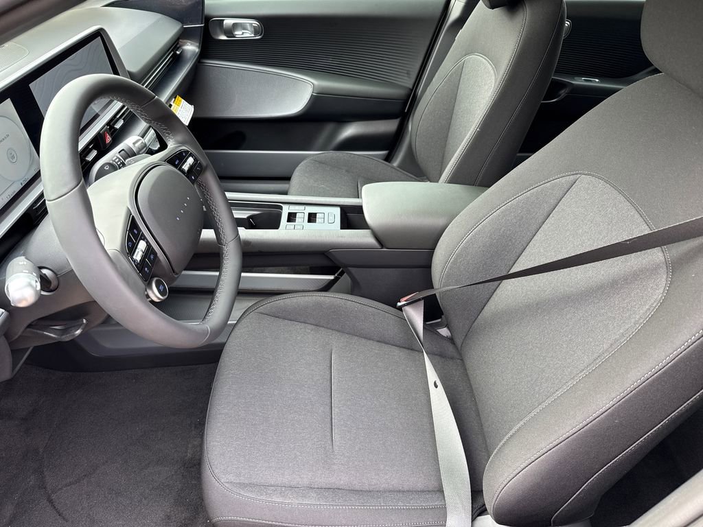 New 2025 Hyundai Ioniq 6 SEL RWD image 17