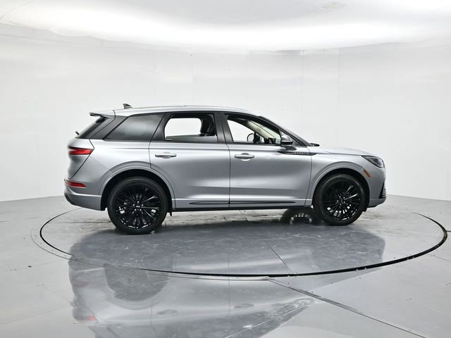 Used 2024 Lincoln Corsair Premiere w/ Equipment Group 101A image 2