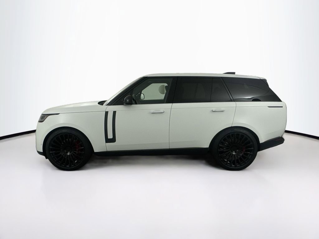 New 2026 Land Rover Range Rover SE image 8