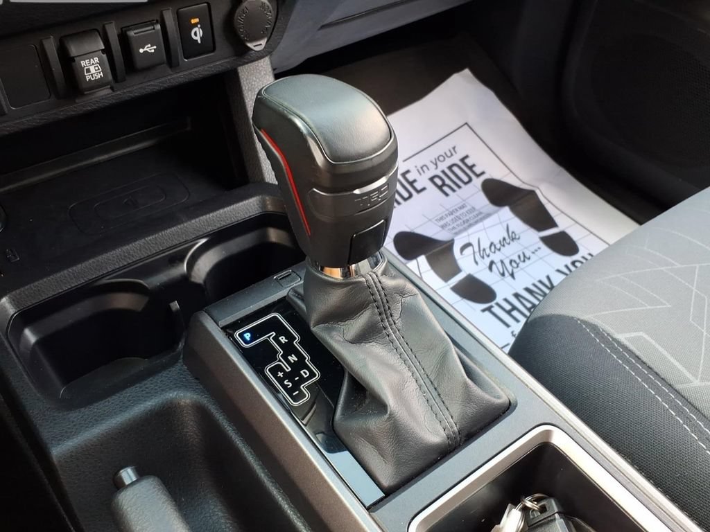 Used 2022 Toyota Tacoma TRD Sport w/ Black Out Package (TMS) AWD/4WD image 24