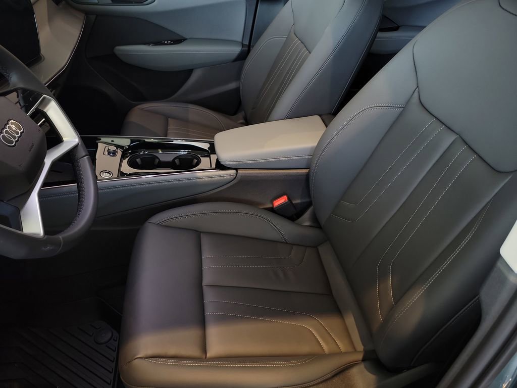 New 2026 Audi Q3 quattro 2.0T image 16