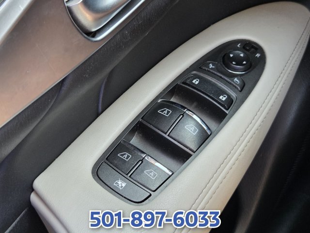Used 2018 INFINITI Q70 L 3.7 RWD image 25