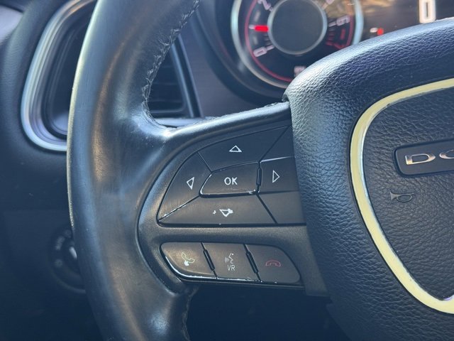 Used 2016 Dodge Challenger SXT w/ Driver Convenience Group image 20