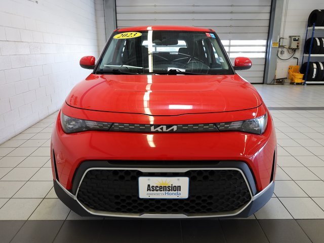 Used 2023 Kia Soul LX w/ Option Group 015 image 18