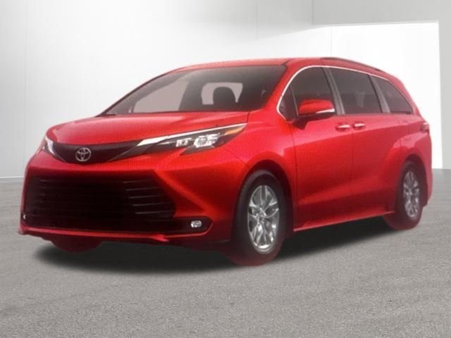 Certified 2026 Toyota Sienna XLE image 3