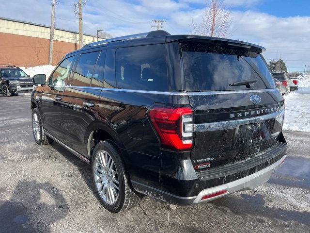 Used 2023 Ford Expedition Limited image 7