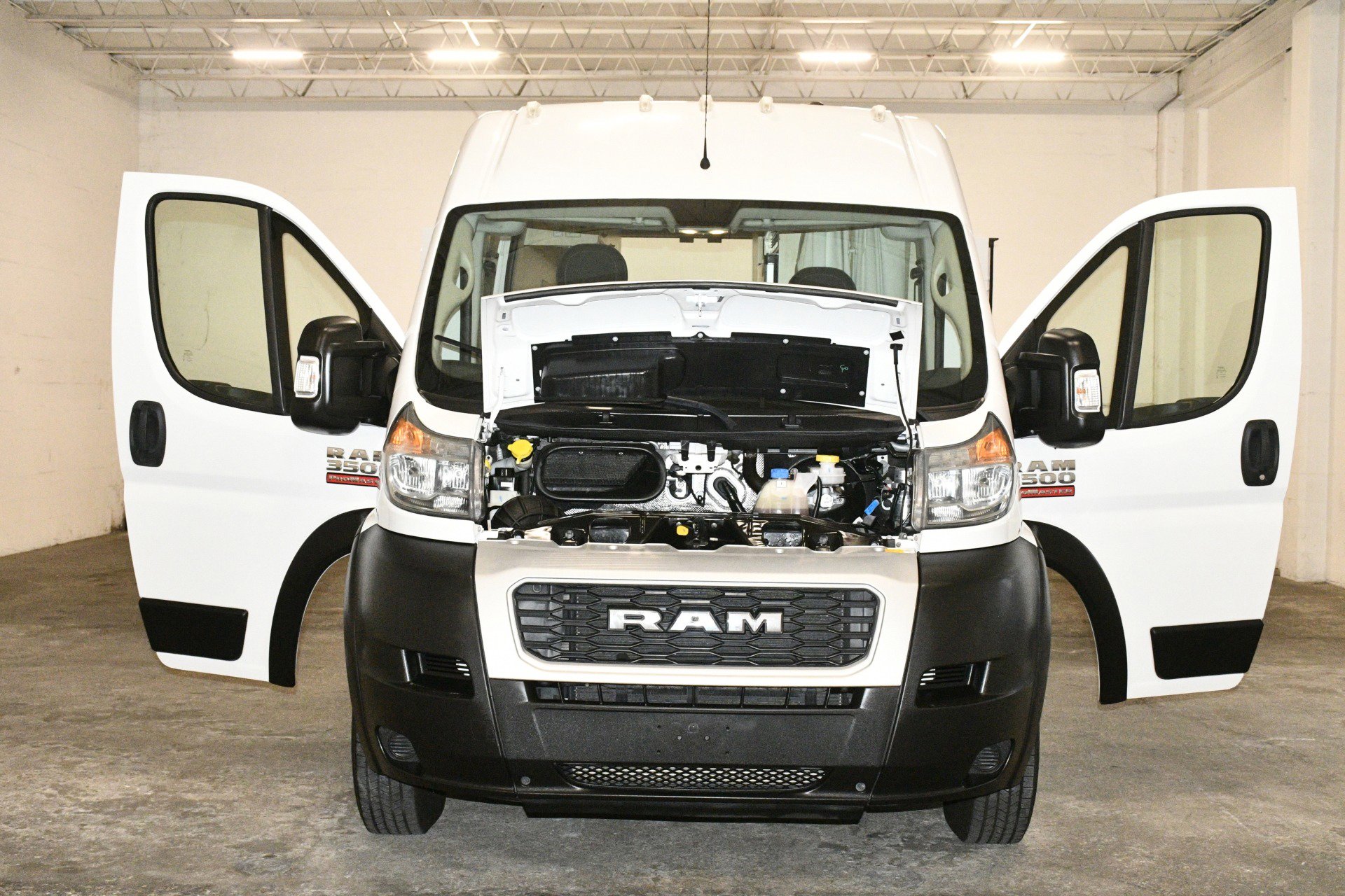 Used 2019 RAM ProMaster 3500 w/ Interior Convenience Group image 89