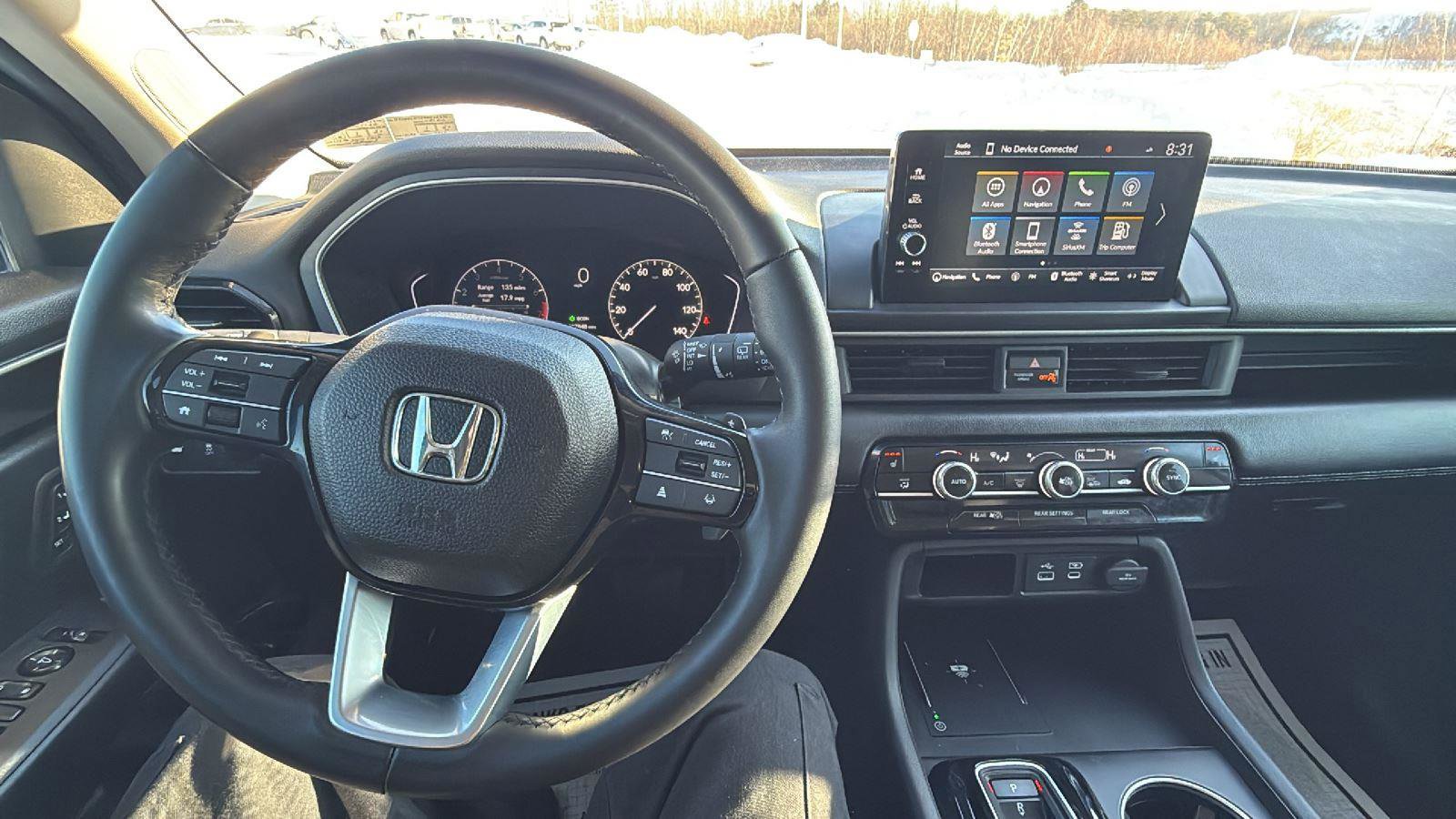 Used 2025 Honda Pilot Touring image 30