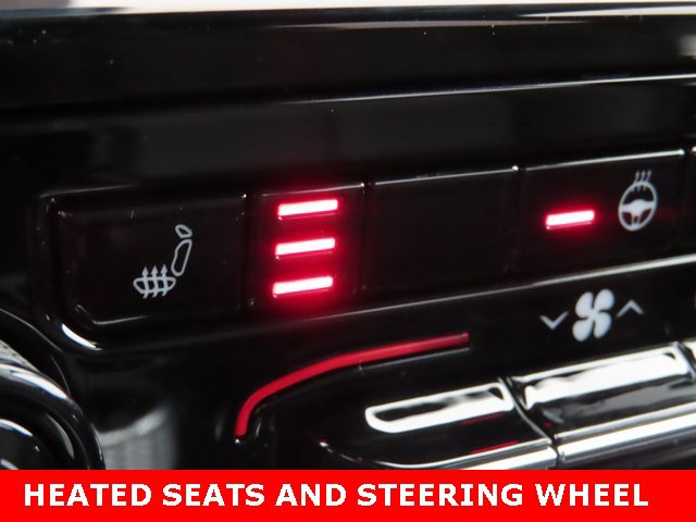 New 2025 Jeep Grand Cherokee Limited w/ Black Appearance Package image 4