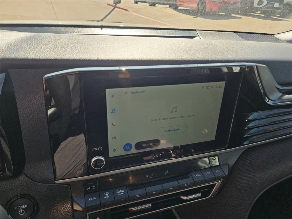 Used 2025 Toyota Camry LE image 21