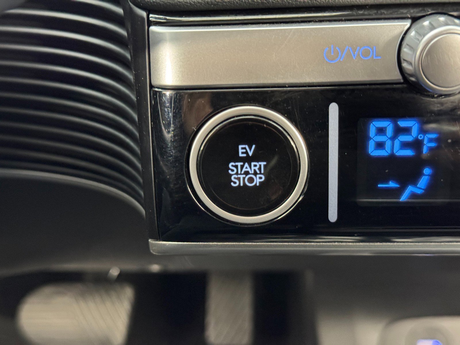 Used 2024 Hyundai Ioniq 5 SEL image 22