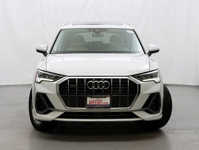 Used 2022 Audi Q3 2.0T Premium Plus w/ Premium Plus Package image 5