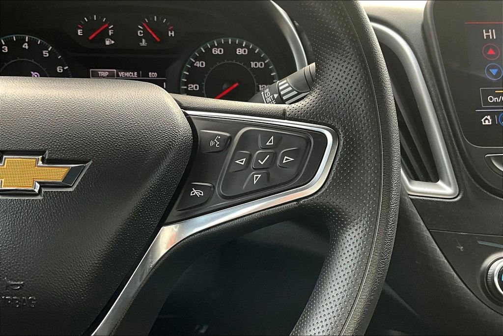 Used 2024 Chevrolet Malibu LT image 12