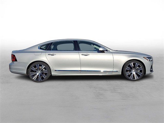 Used 2023 Volvo S90 B6 Plus image 7