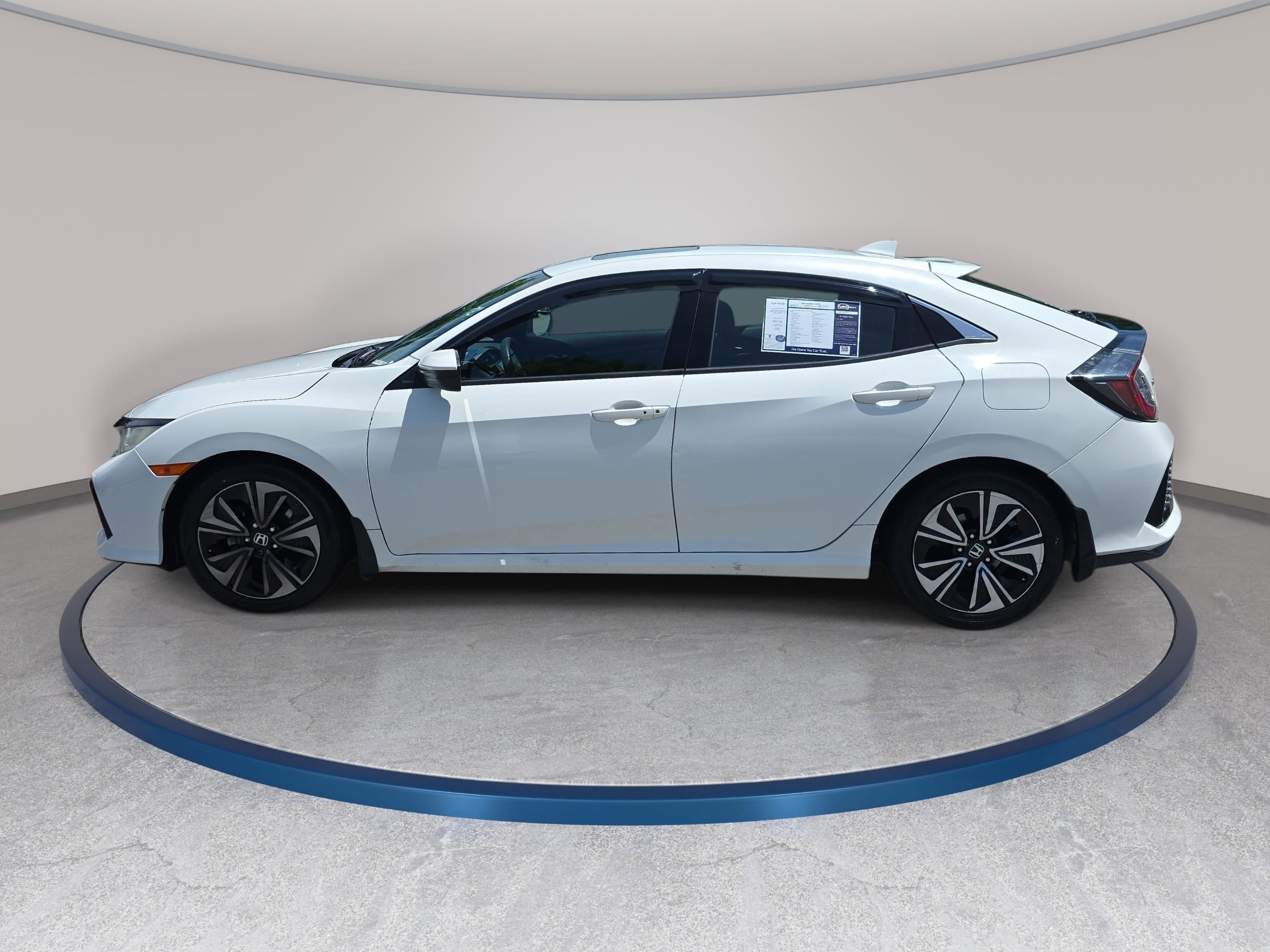 Used 2019 Honda Civic EX image 8
