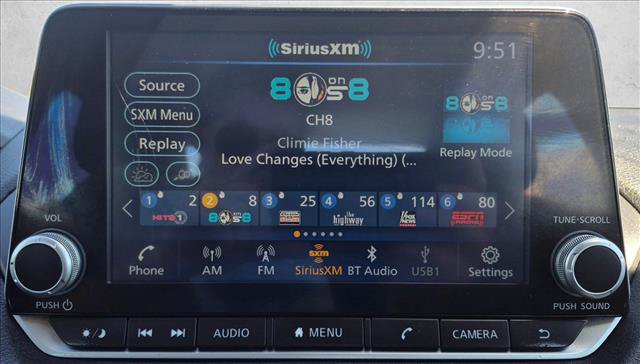 Used 2024 Nissan Sentra SV FWD image 19