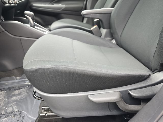 Used 2025 Nissan Kicks Play S FWD image 33
