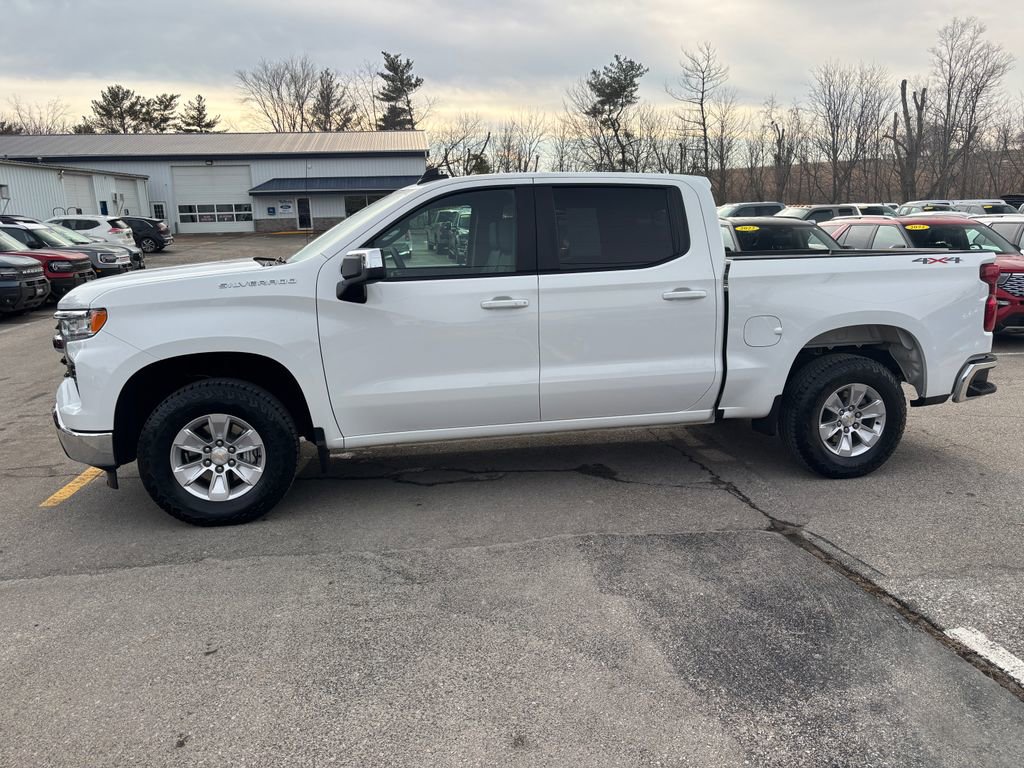 Used 2025 Chevrolet Silverado 1500 LT w/ Leather Package image 8