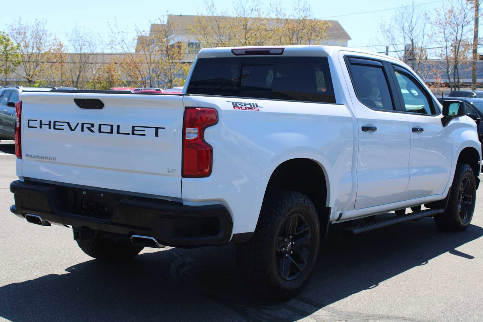 Used 2021 Chevrolet Silverado 1500 LT Trail Boss w/ Convenience Package II AWD/4WD image 7
