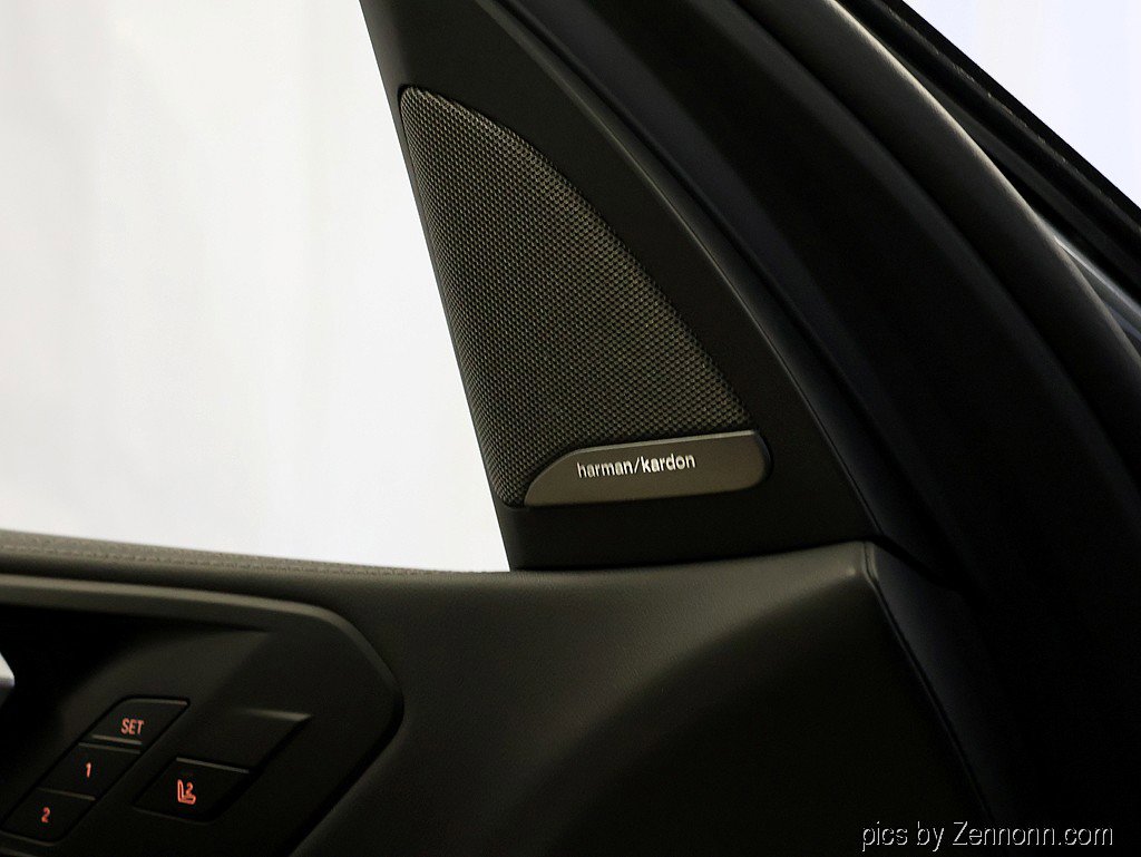 Certified 2024 BMW X5 xDrive50e w/ M Sport Package image 28