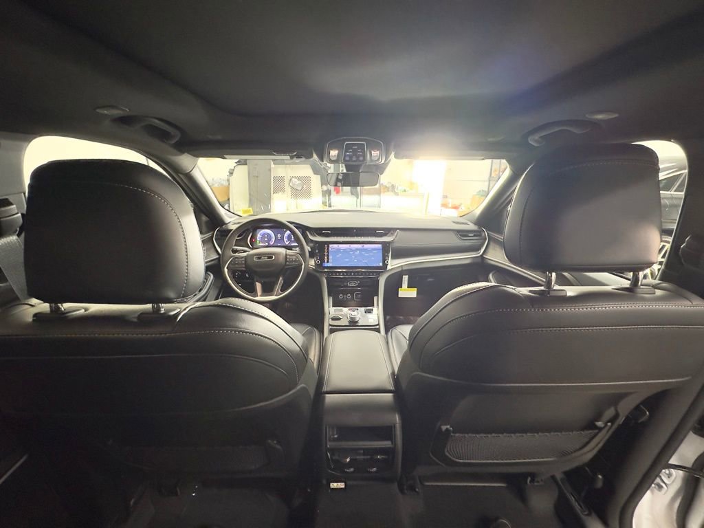 New 2026 Jeep Grand Cherokee Limited w/ Limited Altitude Package image 25