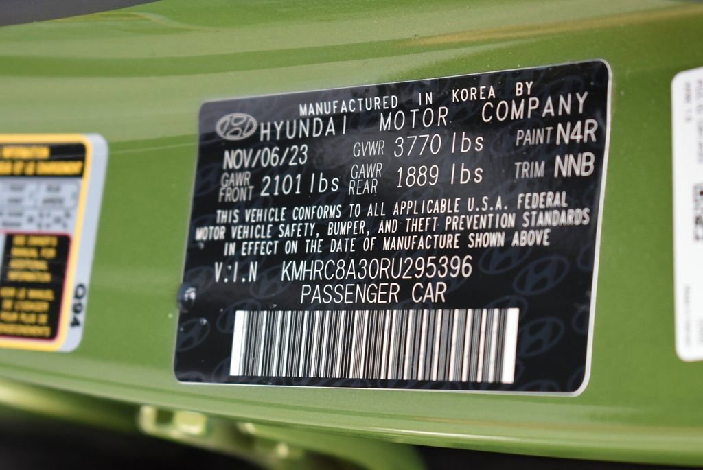 Used 2024 Hyundai Venue SEL FWD image 30