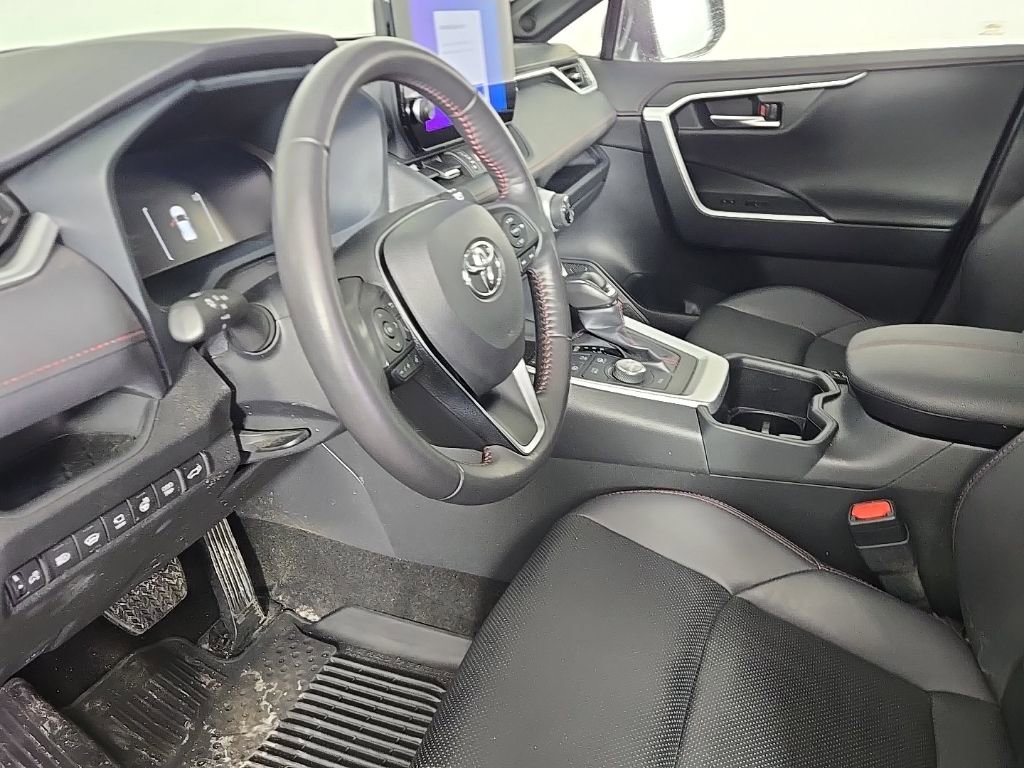 Used 2024 Toyota RAV4 XSE w/ Premium Package image 17