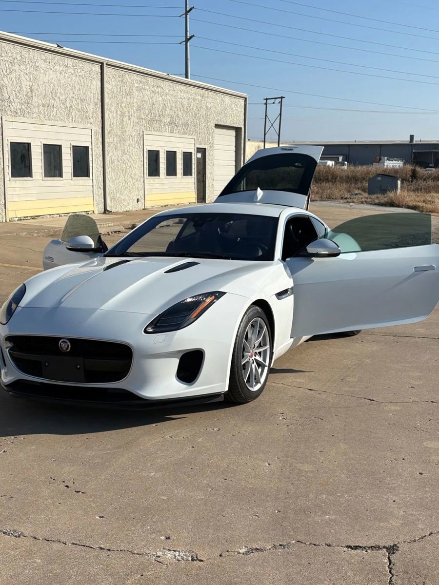 Used 2018 Jaguar F-TYPE Coupe image 6