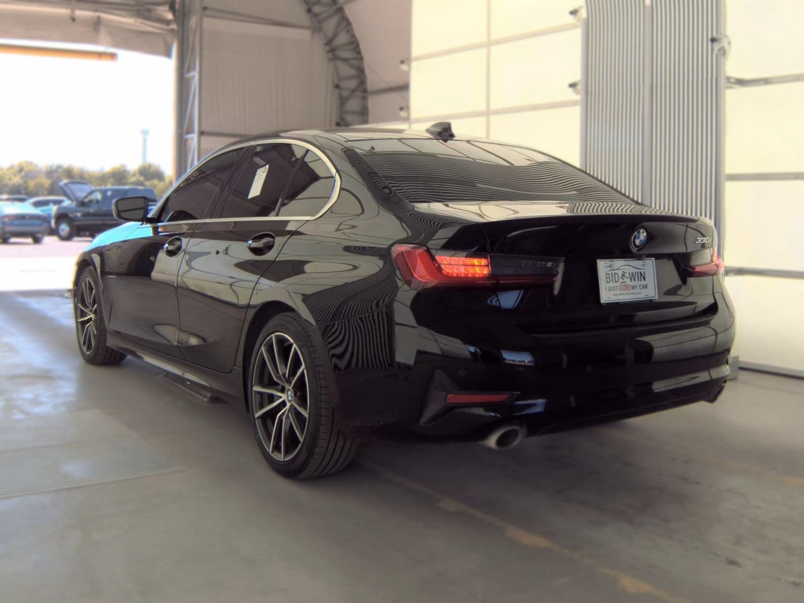 Used 2020 BMW 330i Sedan RWD image 2