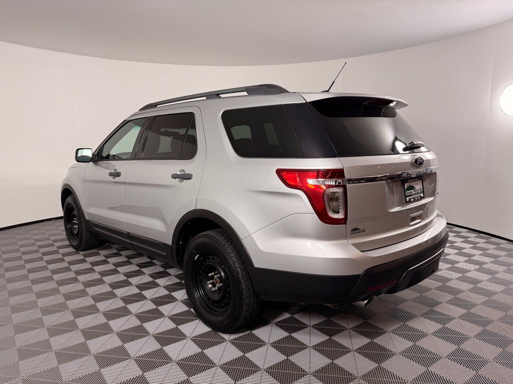 Used 2013 Ford Explorer 4WD w/ Class III Trailer Tow Pkg image 11