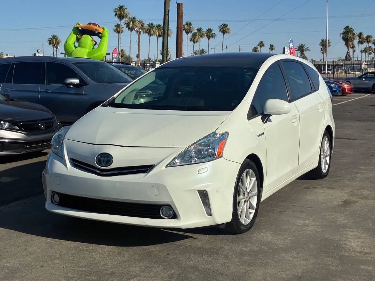 Used 2012 Toyota Prius V Five FWD image 1