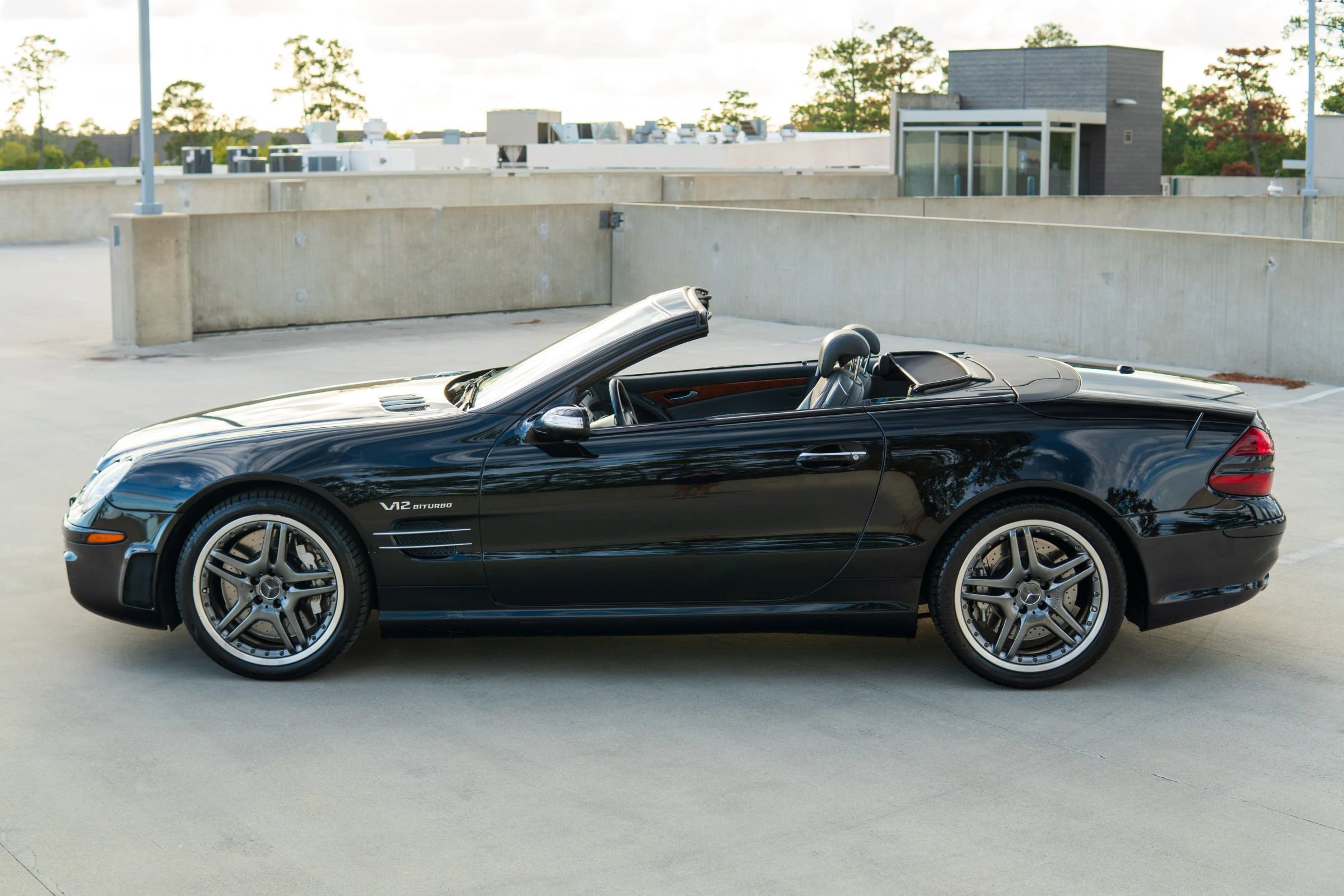 Used 2006 Mercedes-Benz SL 65 AMG image 32