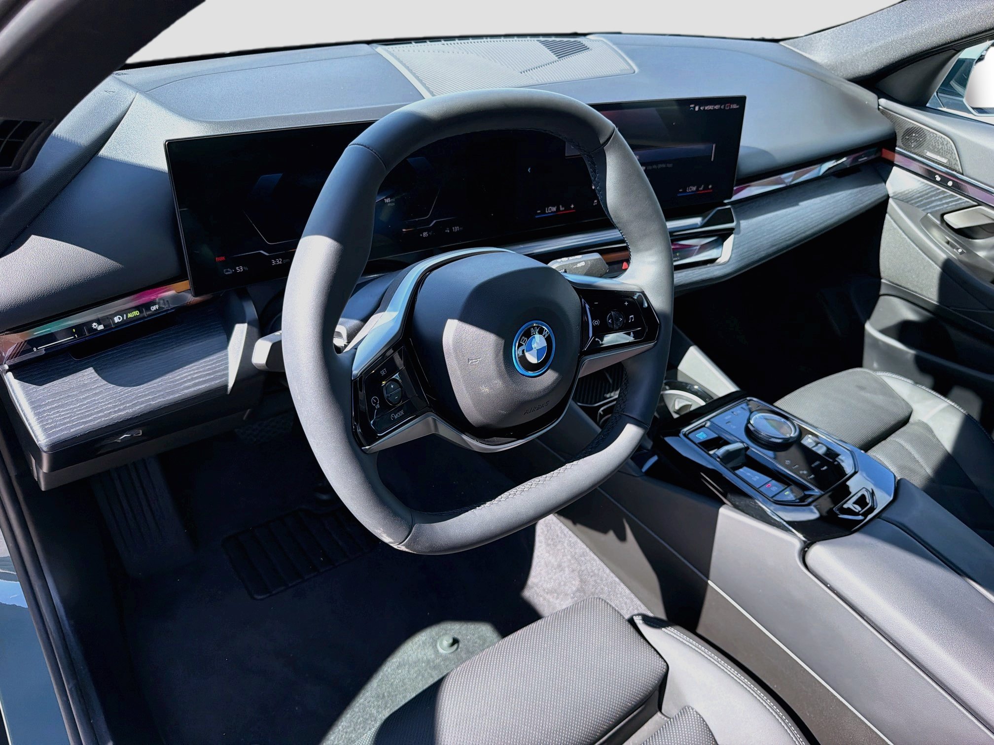 Used 2025 BMW i5 xDrive40 AWD/4WD image 25