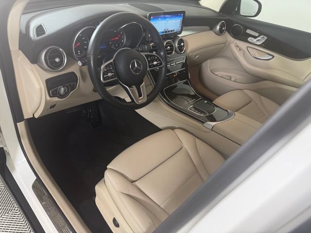 Used 2022 Mercedes-Benz GLC 300 4MATIC image 10