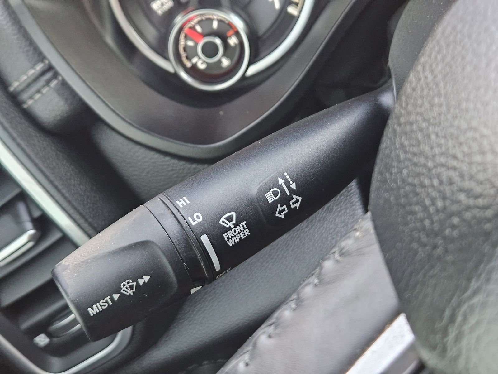 Used 2020 RAM 1500 Laramie AWD/4WD image 28