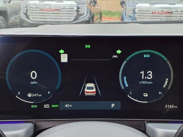 Used 2025 Hyundai Sonata Limited image 11